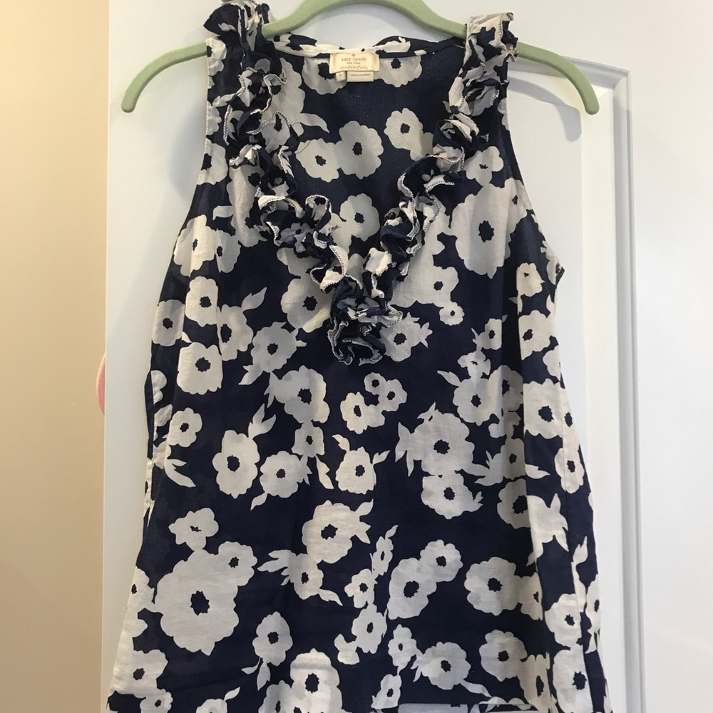 Sleeveless Blouse